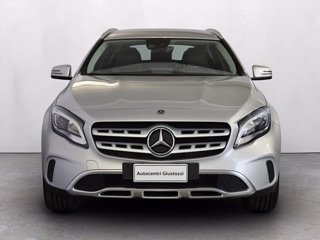 MERCEDES Classe GLA 200 D 4MATIC