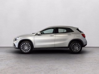 MERCEDES Classe GLA 200 D 4MATIC