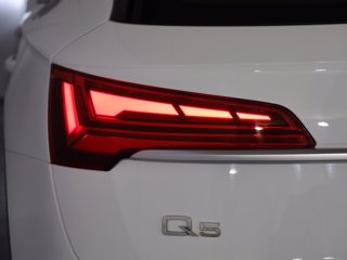 AUDI Q5 35 2.0 tdi mhev 12v s-tronic