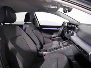 VOLKSWAGEN Golf variant 1.0 tsi evo life 110cv