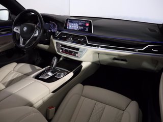 BMW 745e auto