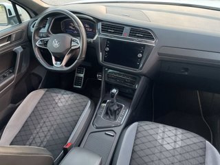 VOLKSWAGEN Tiguan 2.0 TDI 150 CV SCR DSG R-Line