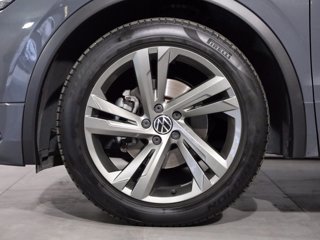 VOLKSWAGEN Tiguan 2.0 tdi r-line 150cv dsg