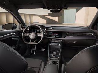 AUDI A3 allstreet 40 TFSI e S tronic Identity Contrast