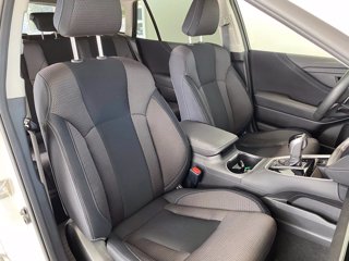 SUBARU Outback 2.5i style lineartronic