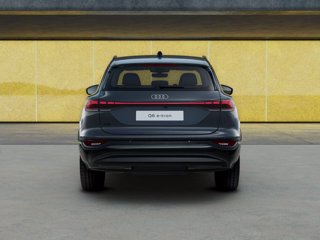 AUDI Q6 e-tron Business Advanced