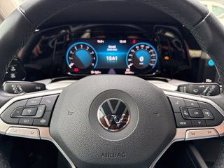 VOLKSWAGEN Golf 1.0 TSI EVO Life