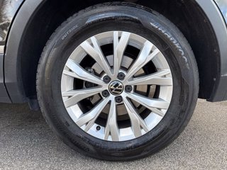 VOLKSWAGEN Tiguan 2.0 TDI 150 CV SCR DSG Life